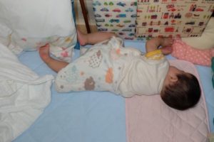 １歳児の寝相が悪いのは元気な証 寝相にまつわる疑問と対策教えます くらシェアblog